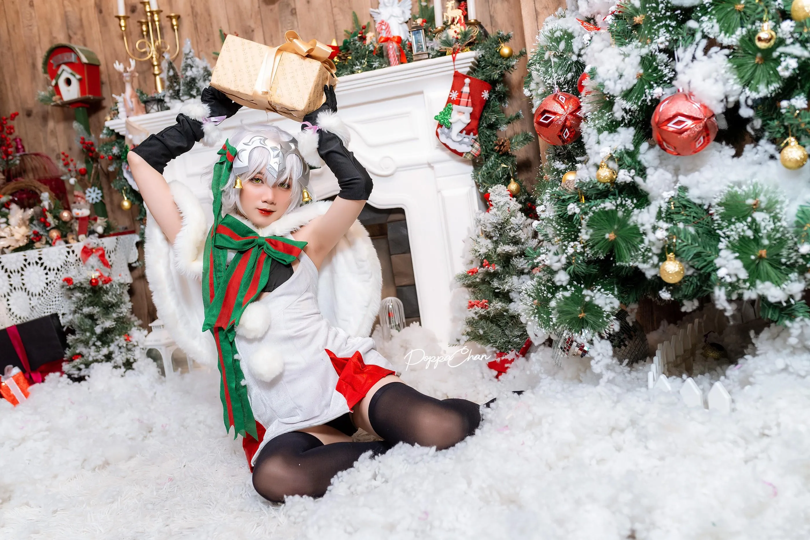 PoppaChan – NO.011 Jeanne Darc Alter Santa Lily [26P]插图1